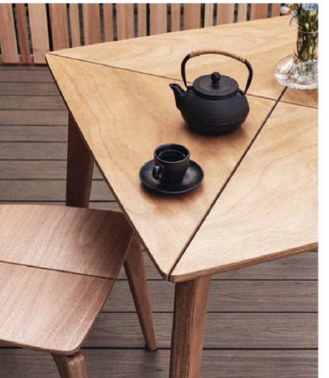 The four-quadrant Bawa café table